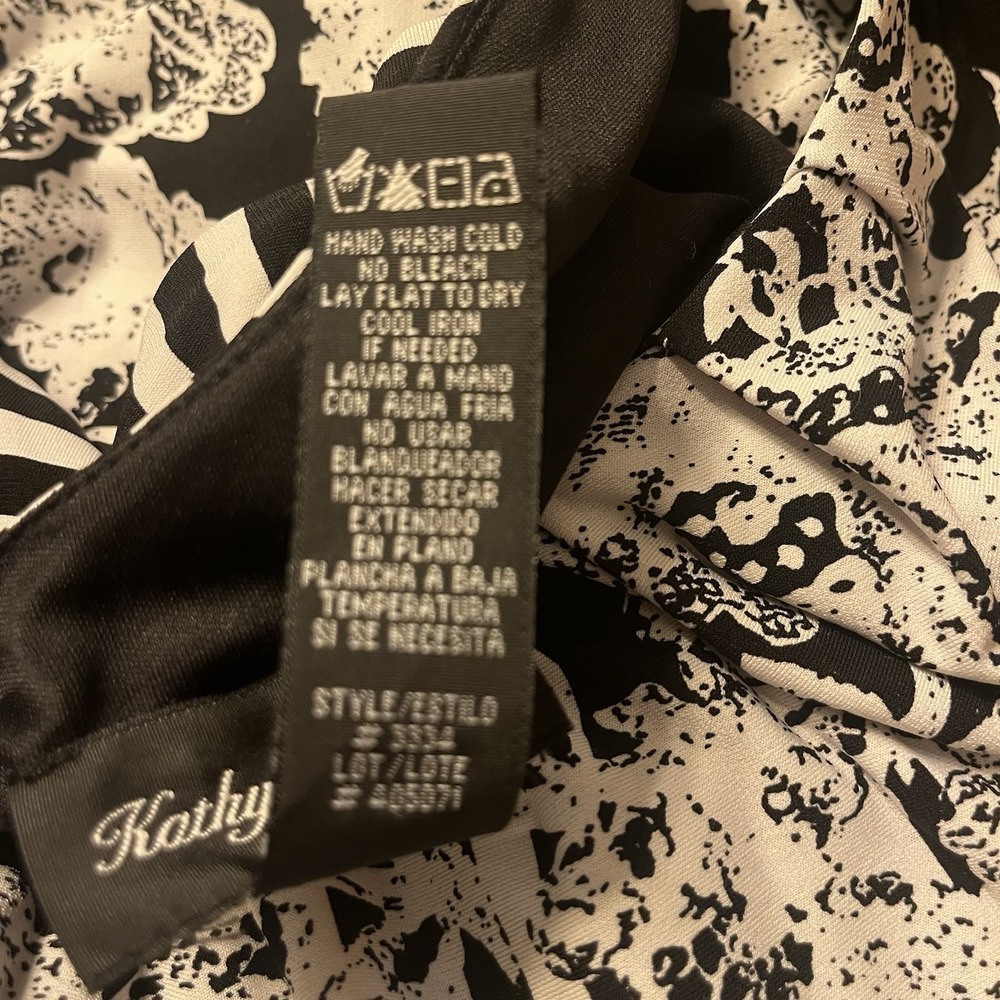 Kathy Roberts Womens Dress Size 16 Black & White Floral Sleeveless - Picture 13 of 13